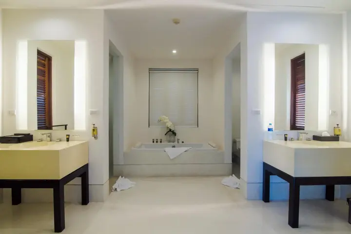 Чаам: The Palayana Hua Hin