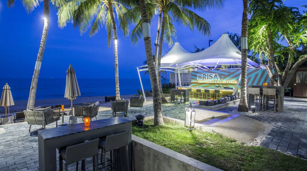 Чаам: The Palayana Hua Hin