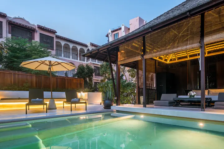 Чаам: The Palayana Hua Hin