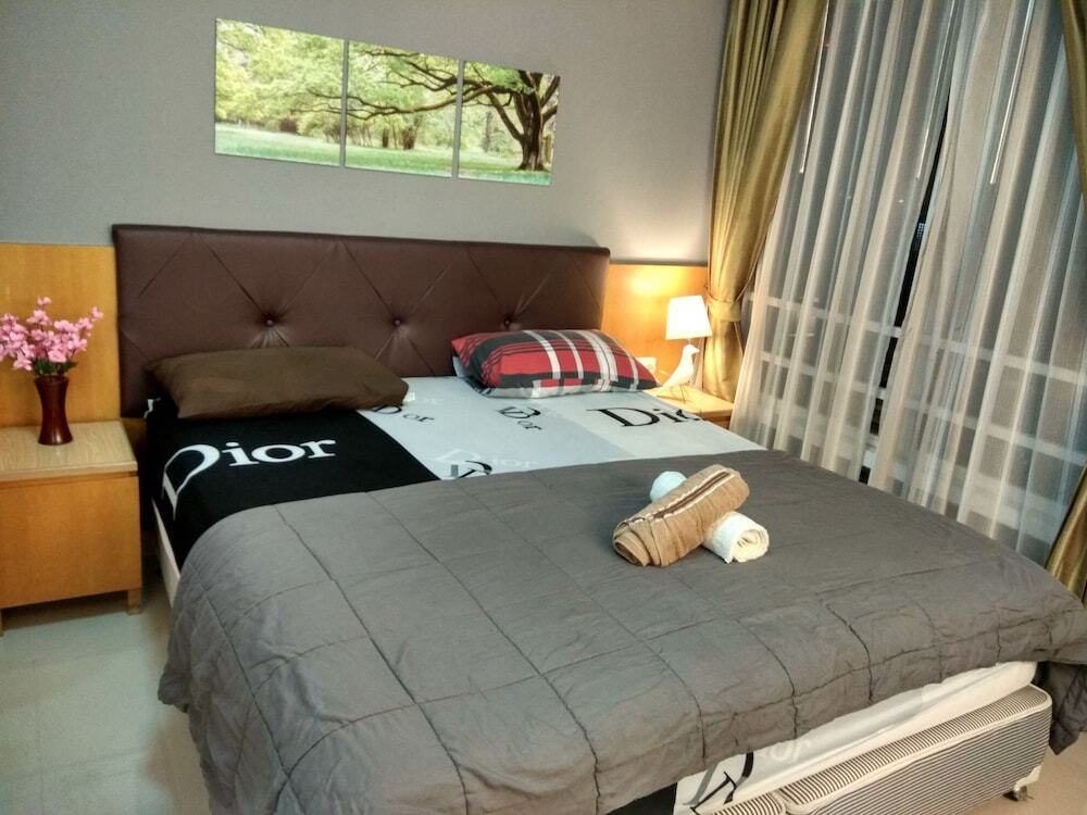 Бангкок: Savi Rooms