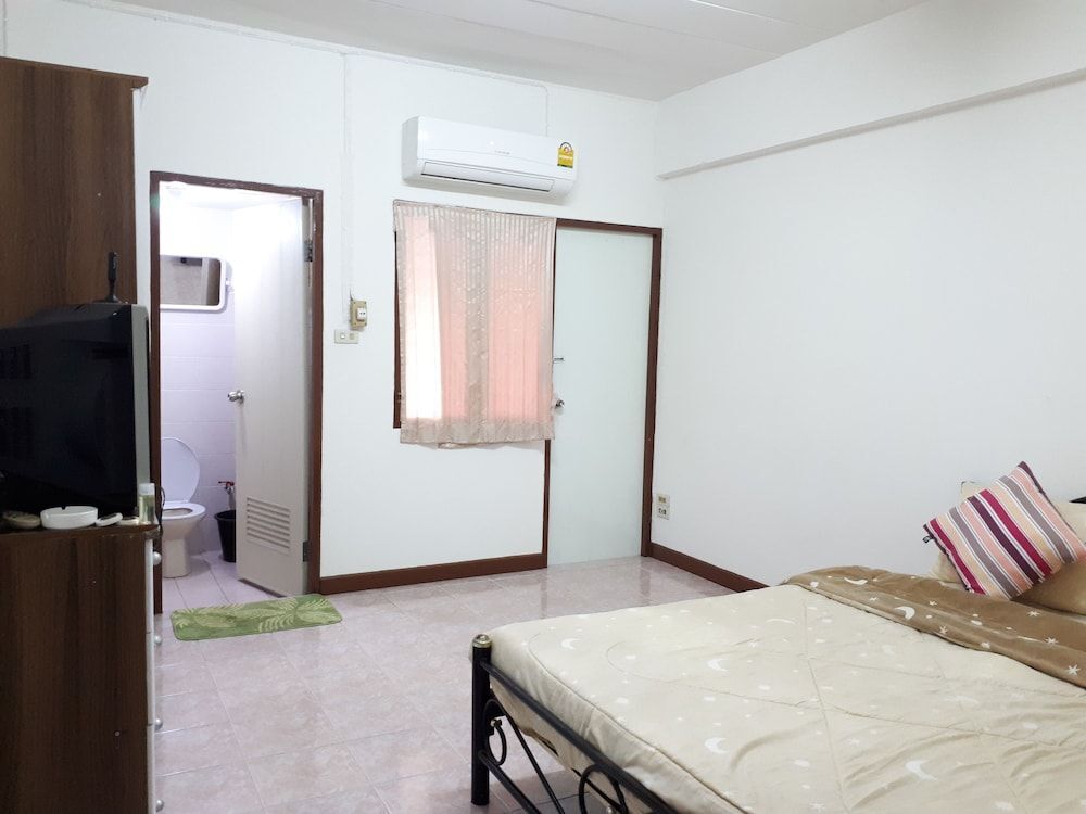 Нонтхабури: P Apartment Nonthaburi