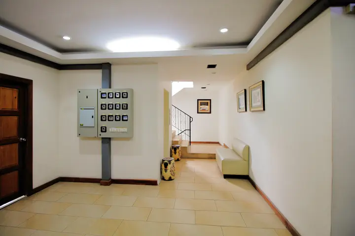 Бангкок: Royal Pimand Serviced Apartment