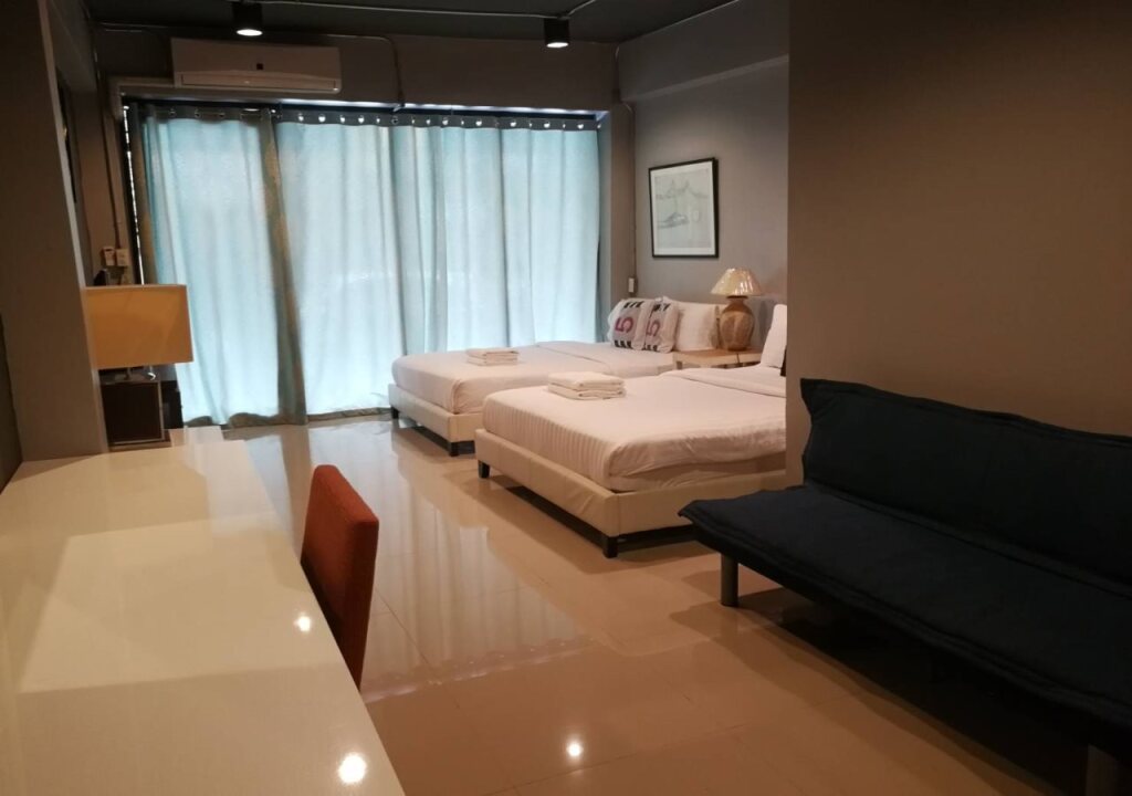 Бангкок: Loft 21 Apartment Romklao