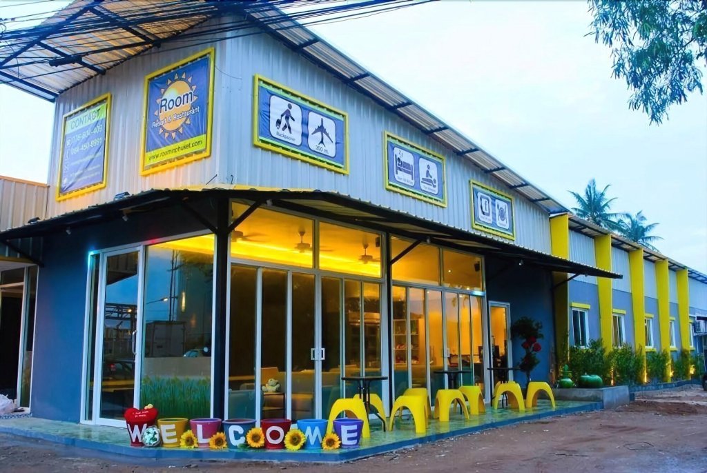 Тхаланг: Room Hostel at Phuket Airport