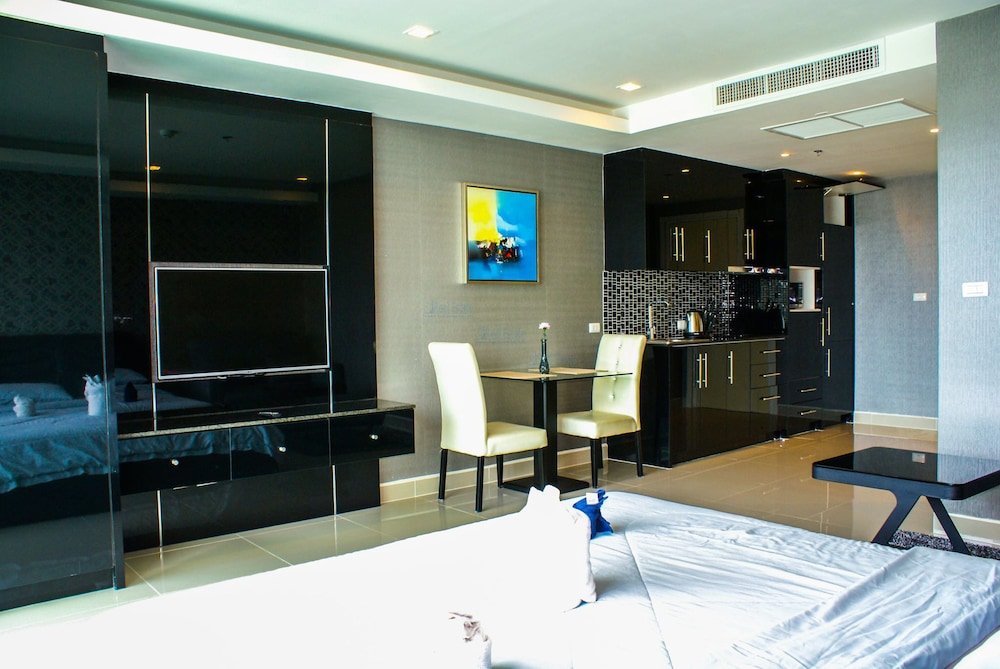 Паттайя: Cosy Beach View Condo