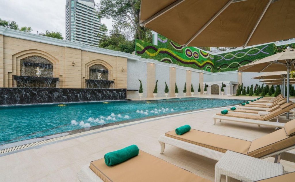 Паттайя: LK Emerald Beach