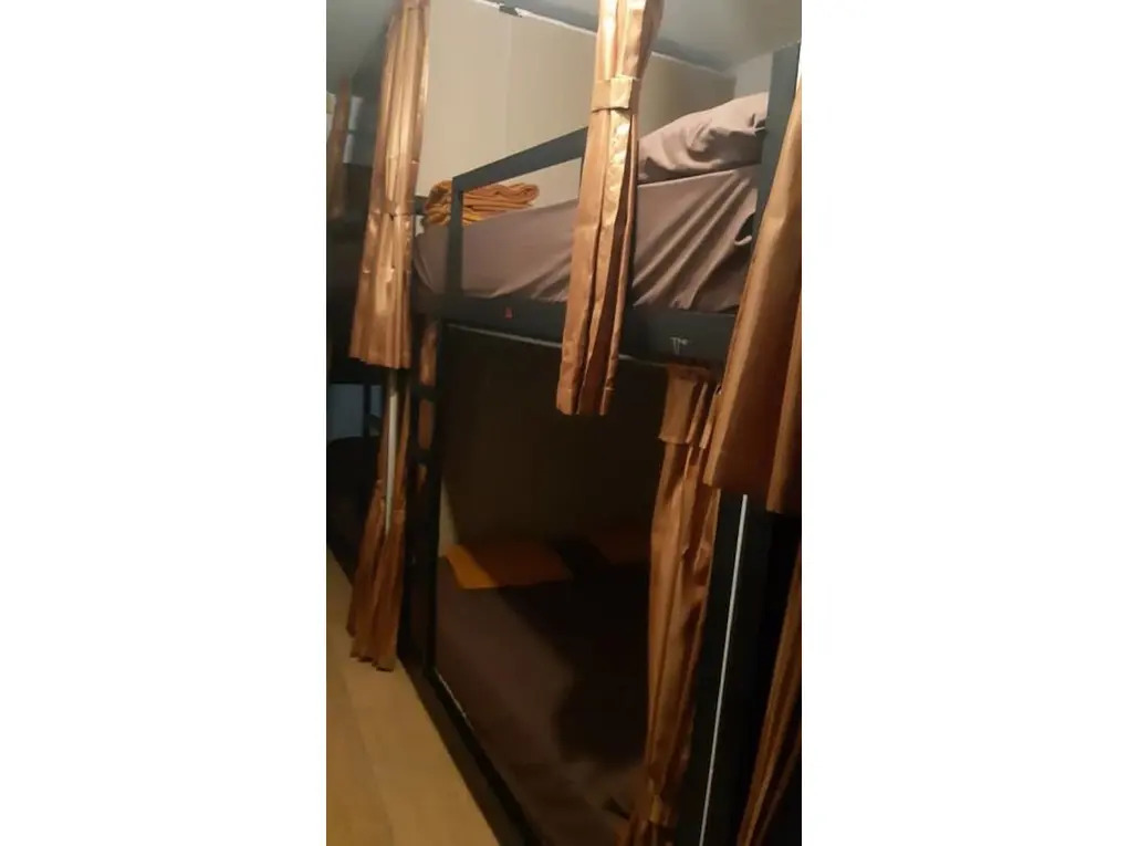 Бангкок: VR Hostel Khaosan