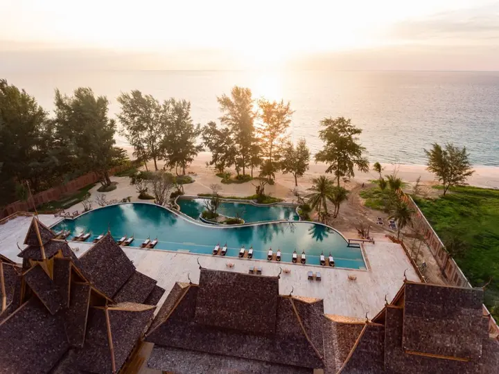Такуа-Тунг: Santhiya Phuket Natai Resort & Spa