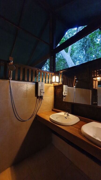 Фаном: Our Jungle House