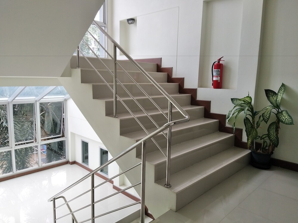 Районг: The View Apartment