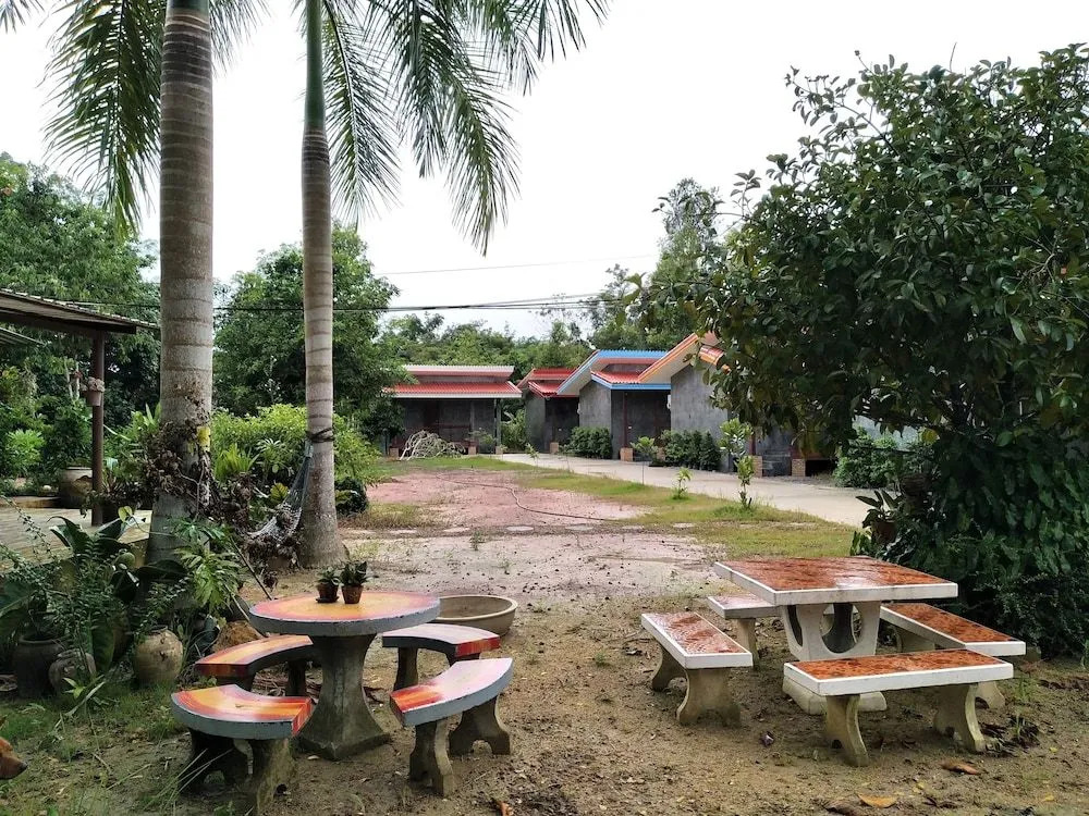 Столичный район Чантхабури: Bann Chansabai Resort