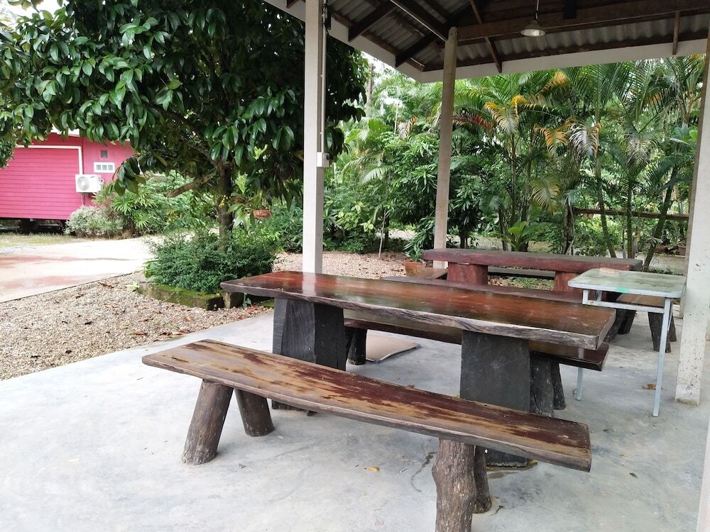 Столичный район Чантхабури: Bann Chansabai Resort