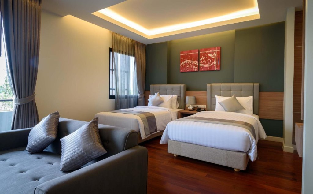 Сунг-Ноэн: Green Ville Laguna Hotel