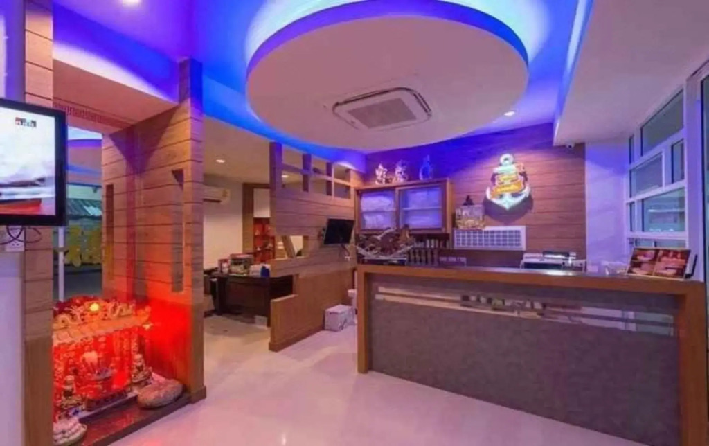 Транг: Phusamor Hotel