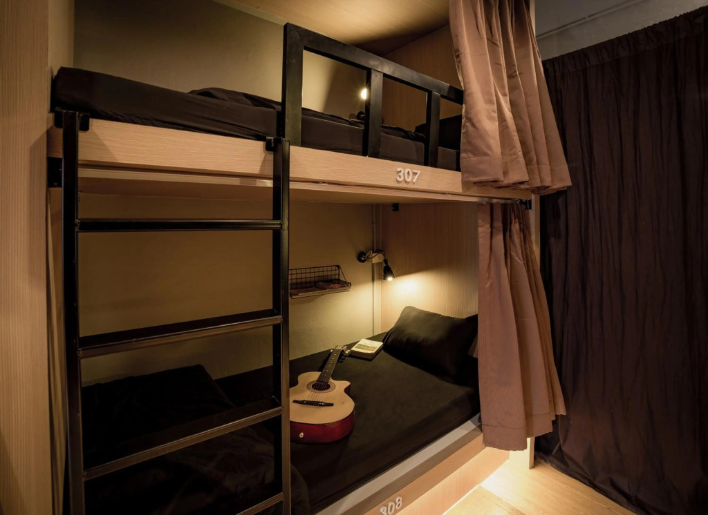Бангкок: Born Free Hostel
