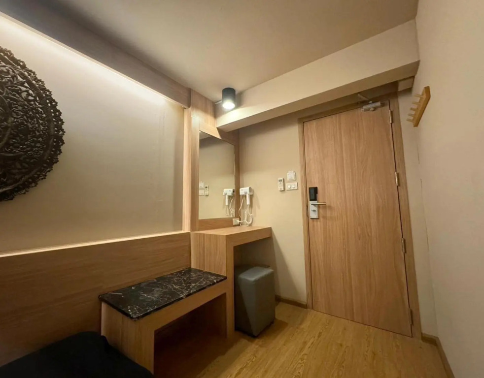 Бангкок: Born Free Hostel