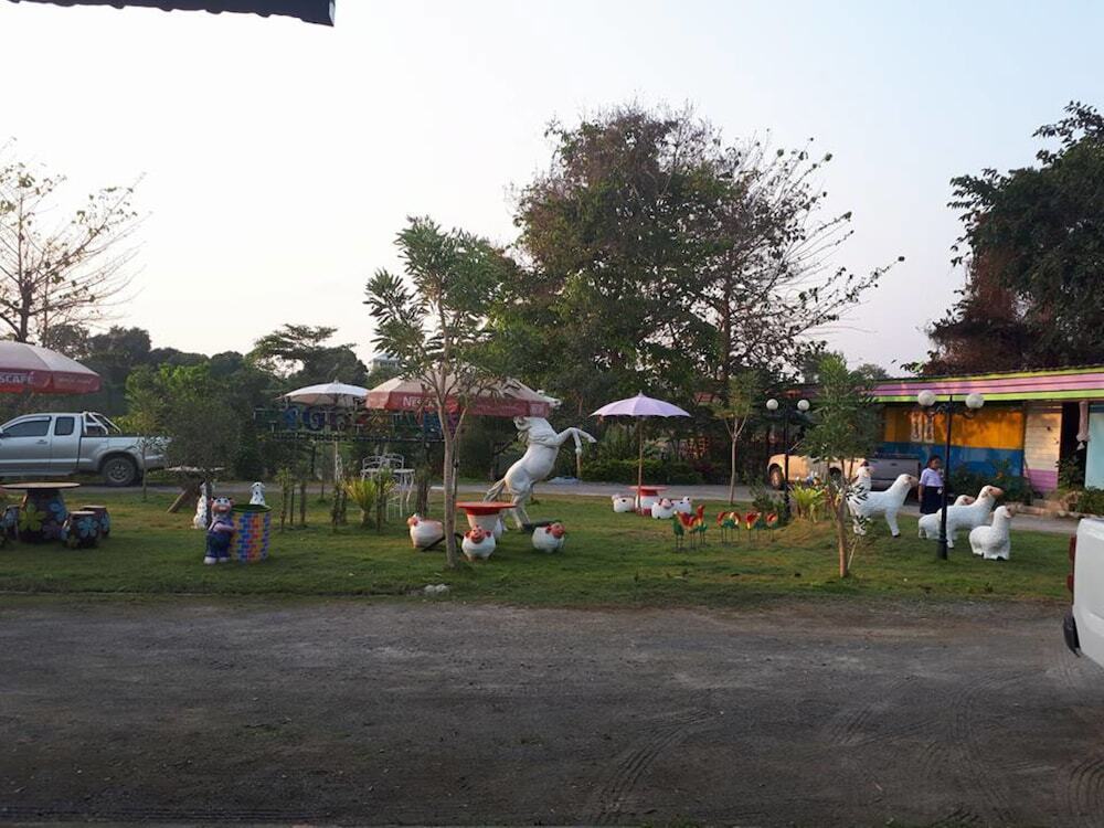 Пхотхарам: Rimnam Tanaporn Resort