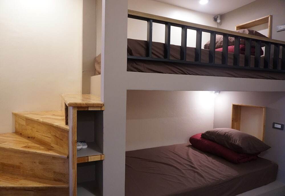 Бангкок: Sleep Lizm Hostel - Adults Only