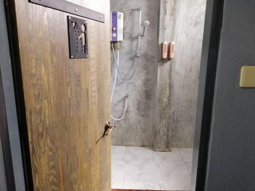 Сураттхани: Chang Bed and Bar Hostel - Adults Only