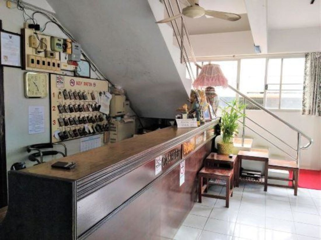 Прачинбури: Pattha Hotel