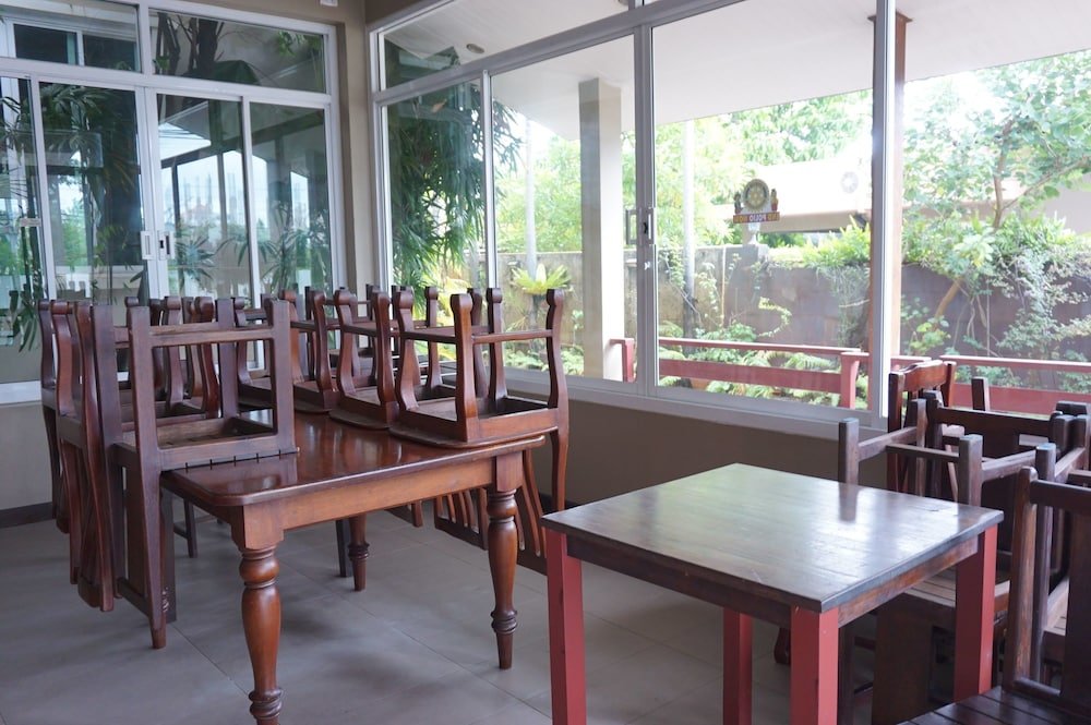 Муанг: Phuket House