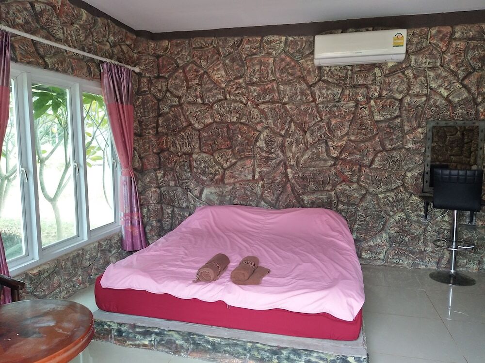 Кхлонг-Янг: Pantang Resort