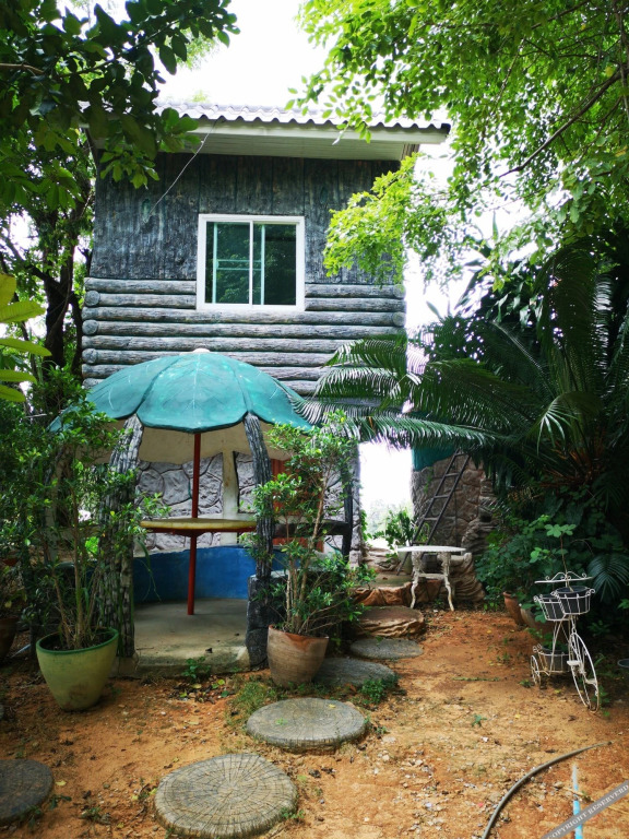Кхлонг-Янг: Pantang Resort