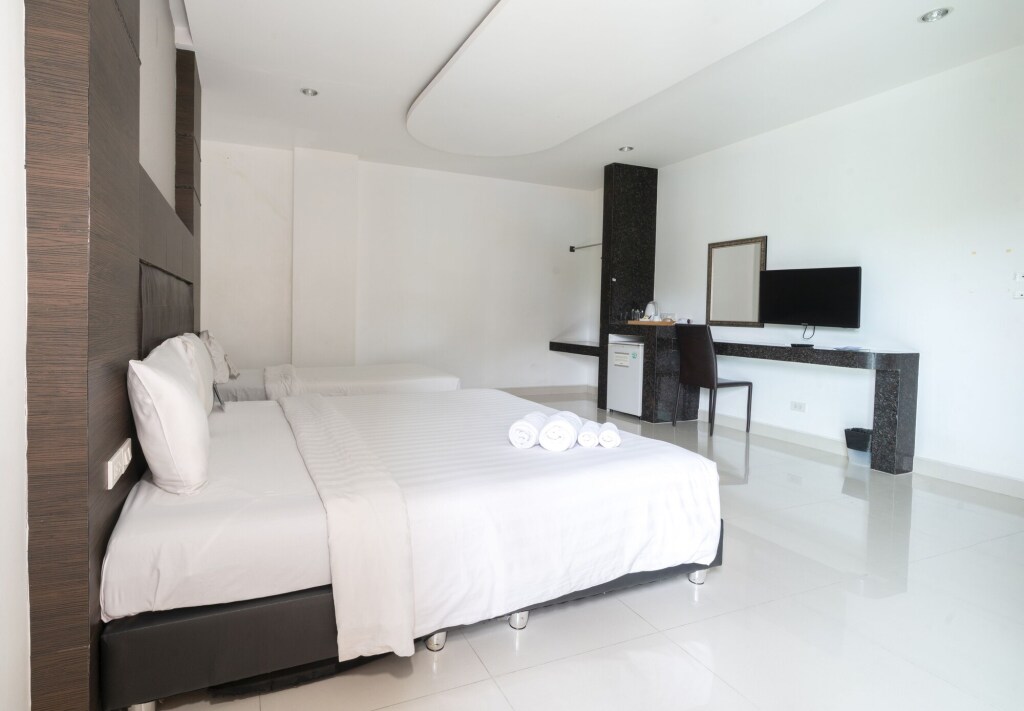 Паттайя: Tribe Pattaya