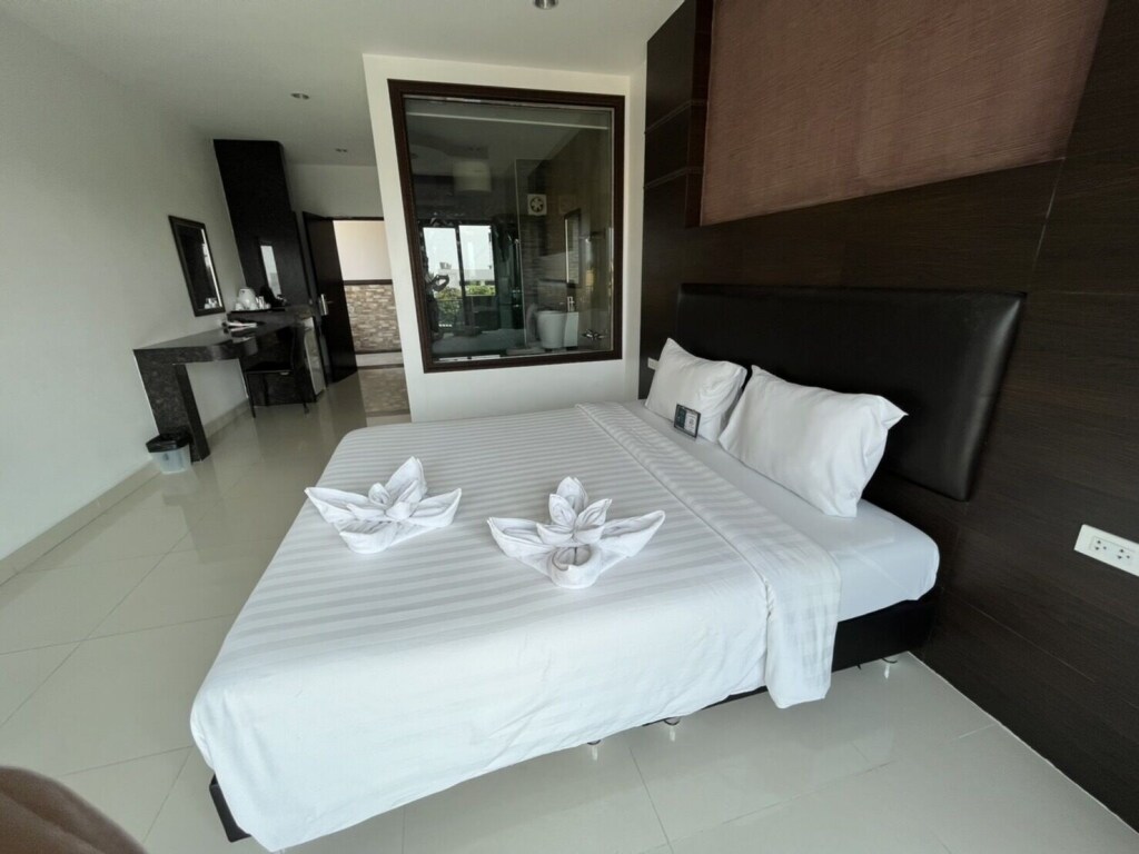 Паттайя: Tribe Pattaya