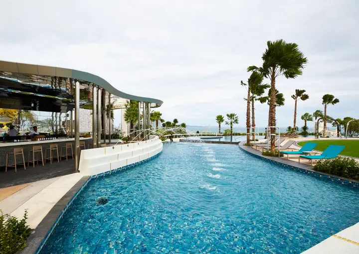Паттайя: Grande Centre Point Pattaya