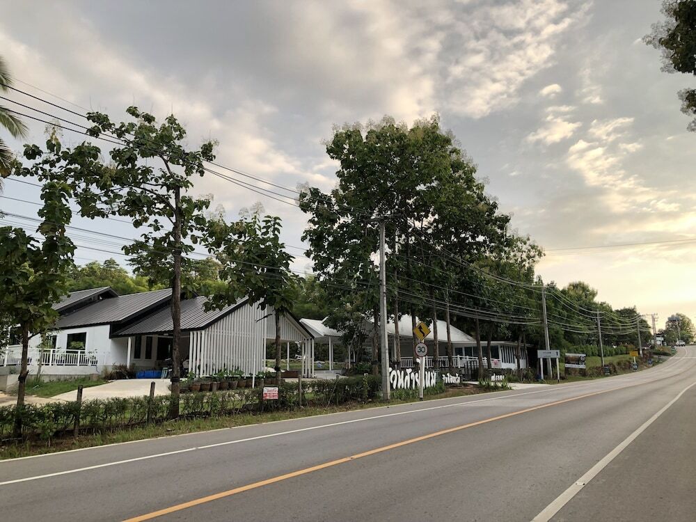 Ванг Нам Кхио: Suansaimai Resort