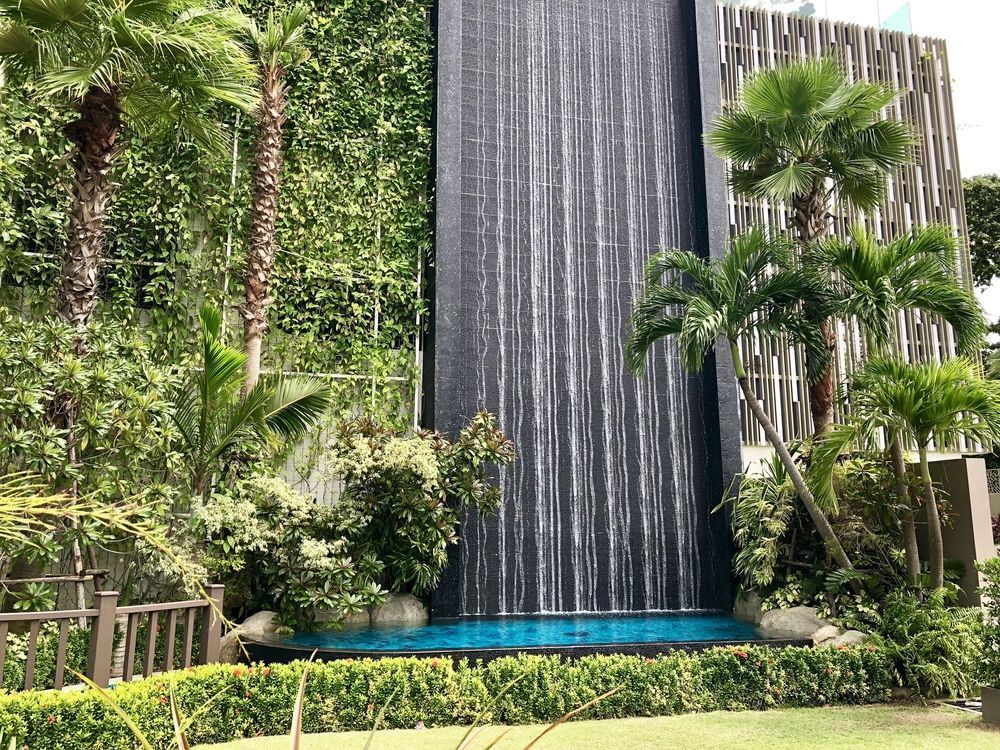 Паттайя: Among Riviera City of Sky Pattaya