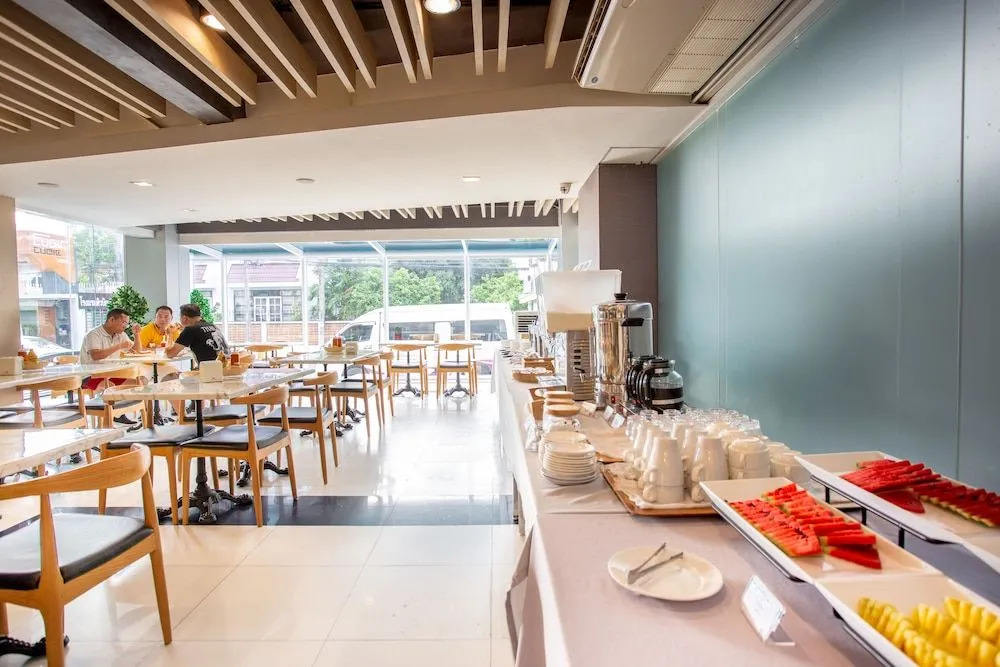 Бангкок: Spittze Hotel Pratunam