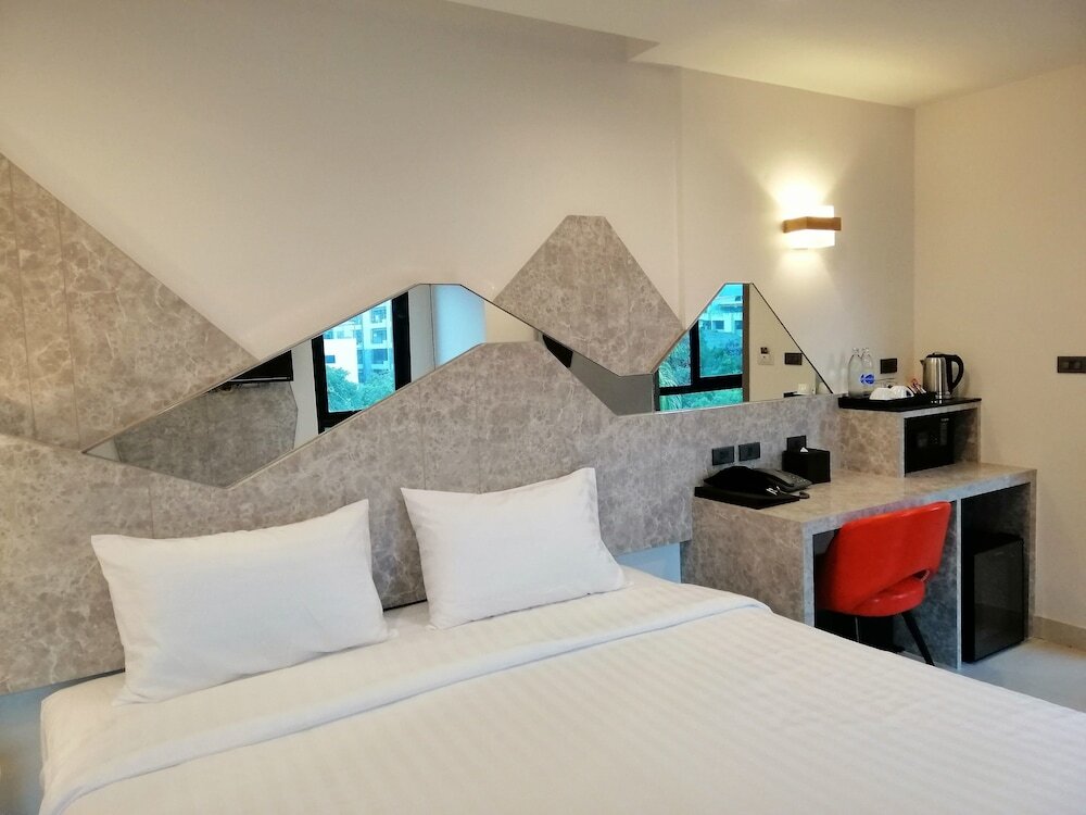 Бангкок: Spittze Hotel Pratunam