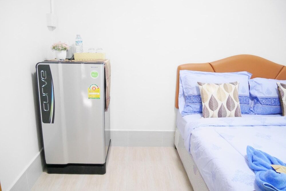 Остров Тау: Nawee Guesthouse Sairee - Hostel