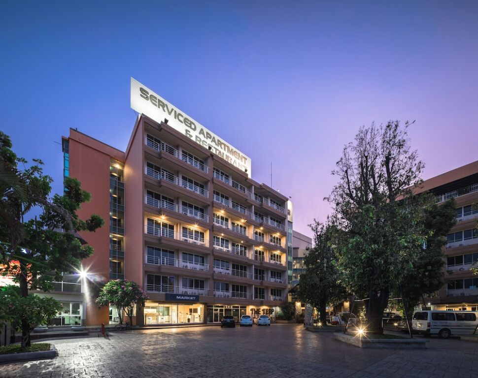 Бангкок: The Tepp Serviced Apartment