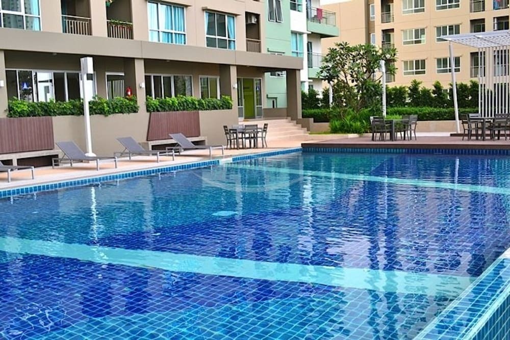 Паттайя: Lumpini Ville Pattaya Pool Gym