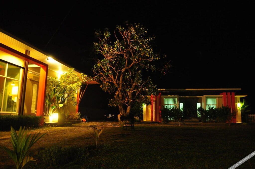 Сакаэ Фронг: Kaowila Resort