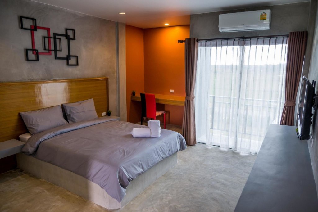 Лансака: B3 Hotel