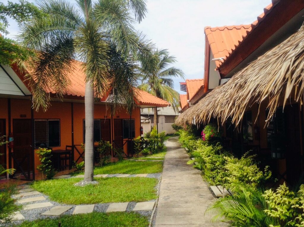 пляж Санрайз: Baan Kasirin Resort Pattaya Beach