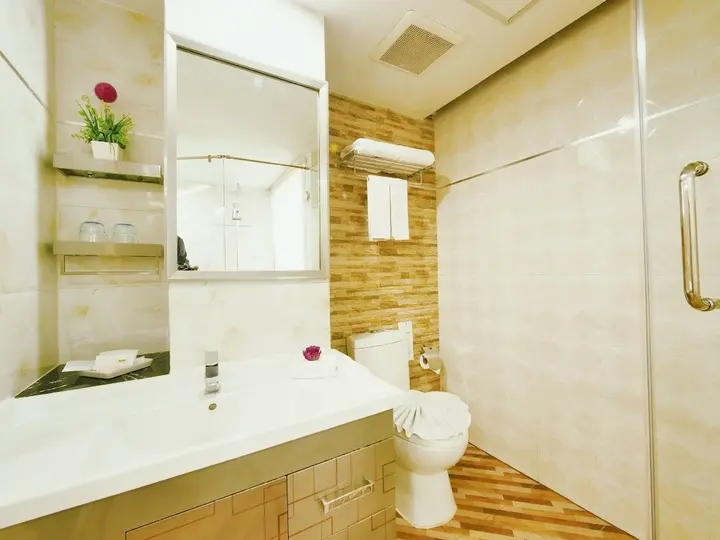 Банг Пхли: Golden Dragon Suvarnabhumi Hotel