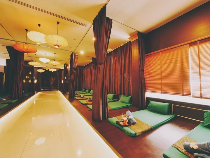 Банг Пхли: Golden Dragon Suvarnabhumi Hotel