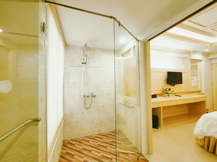 Банг Пхли: Golden Dragon Suvarnabhumi Hotel