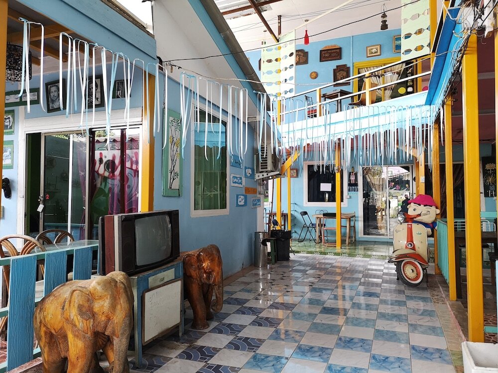 carousel image 3