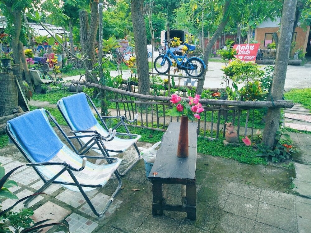 Дой-Сакет: Tiddin Resort & Garden