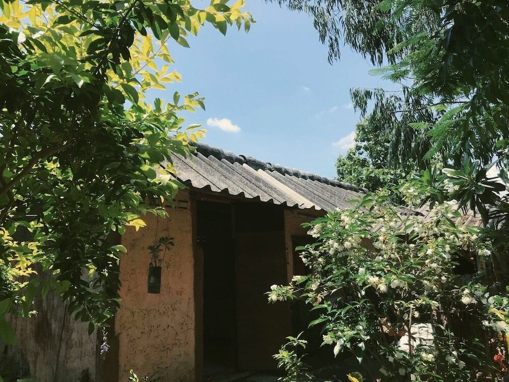 Дой-Сакет: Tiddin Resort & Garden