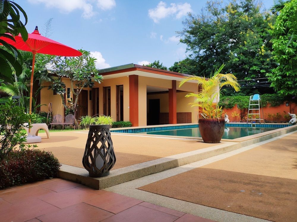 Чиангмай: Momoka Luxury Villa