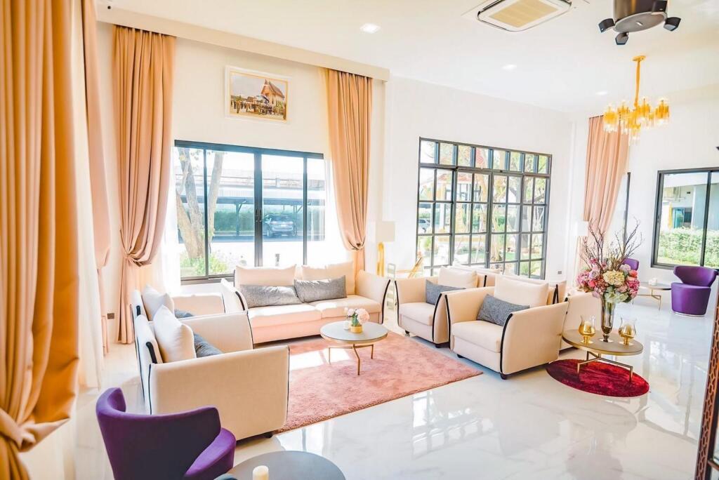 Столичный район Чантхабури: Phuengluang Riverside Hotel Chanthaburi