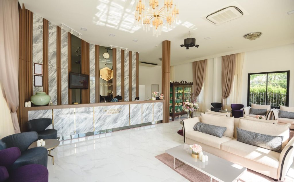 Столичный район Чантхабури: Phuengluang Riverside Hotel Chanthaburi