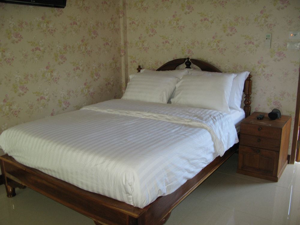 Паттайя: Cha-em Resort
